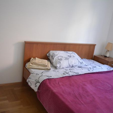 Apartman 피로트 외부 사진