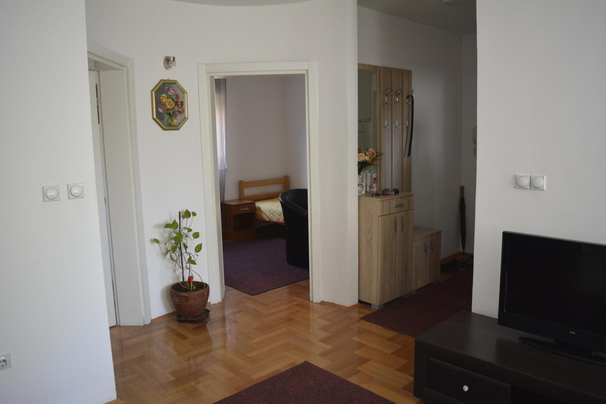 Apartman 피로트 외부 사진
