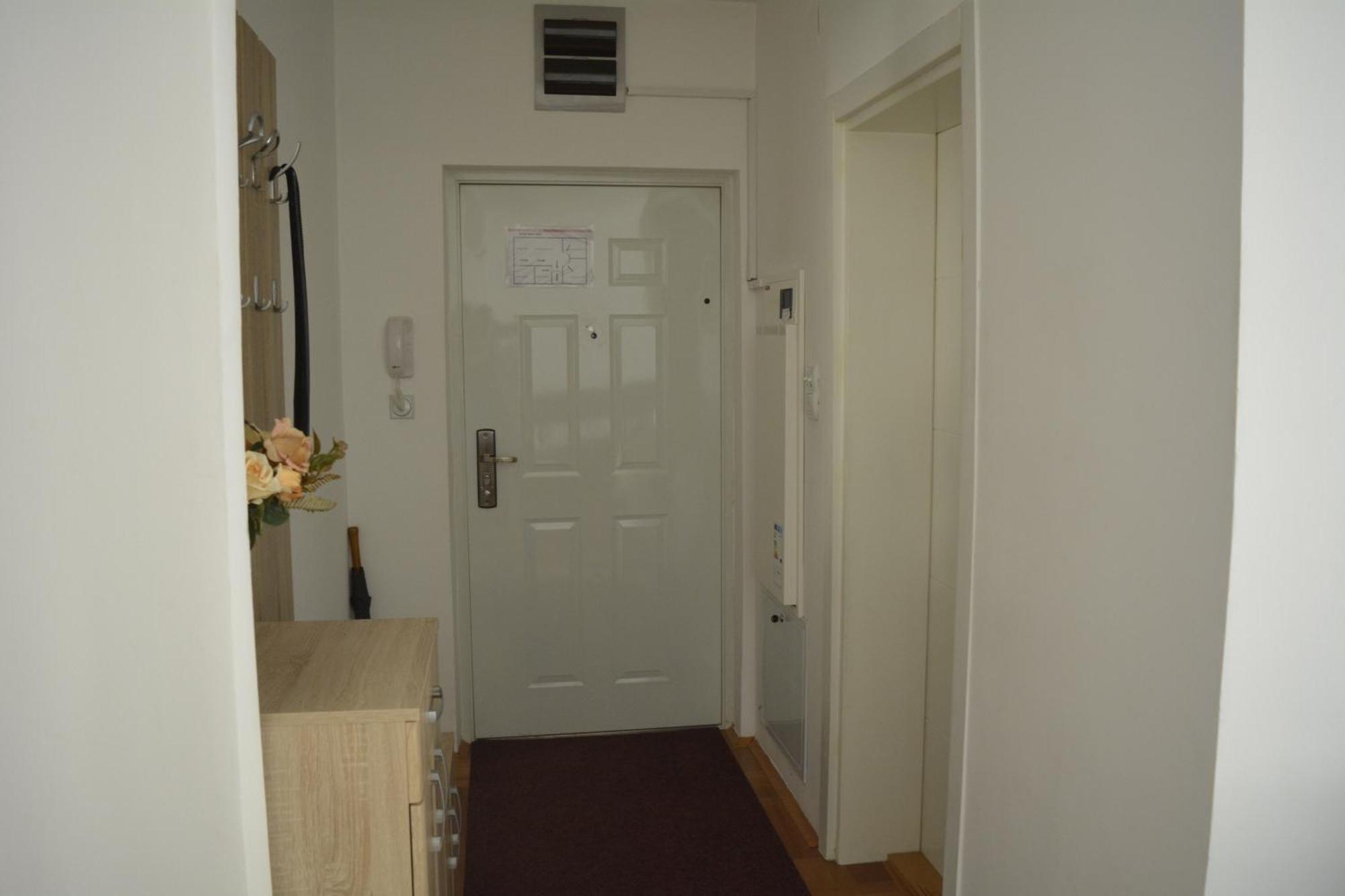 Apartman 피로트 외부 사진